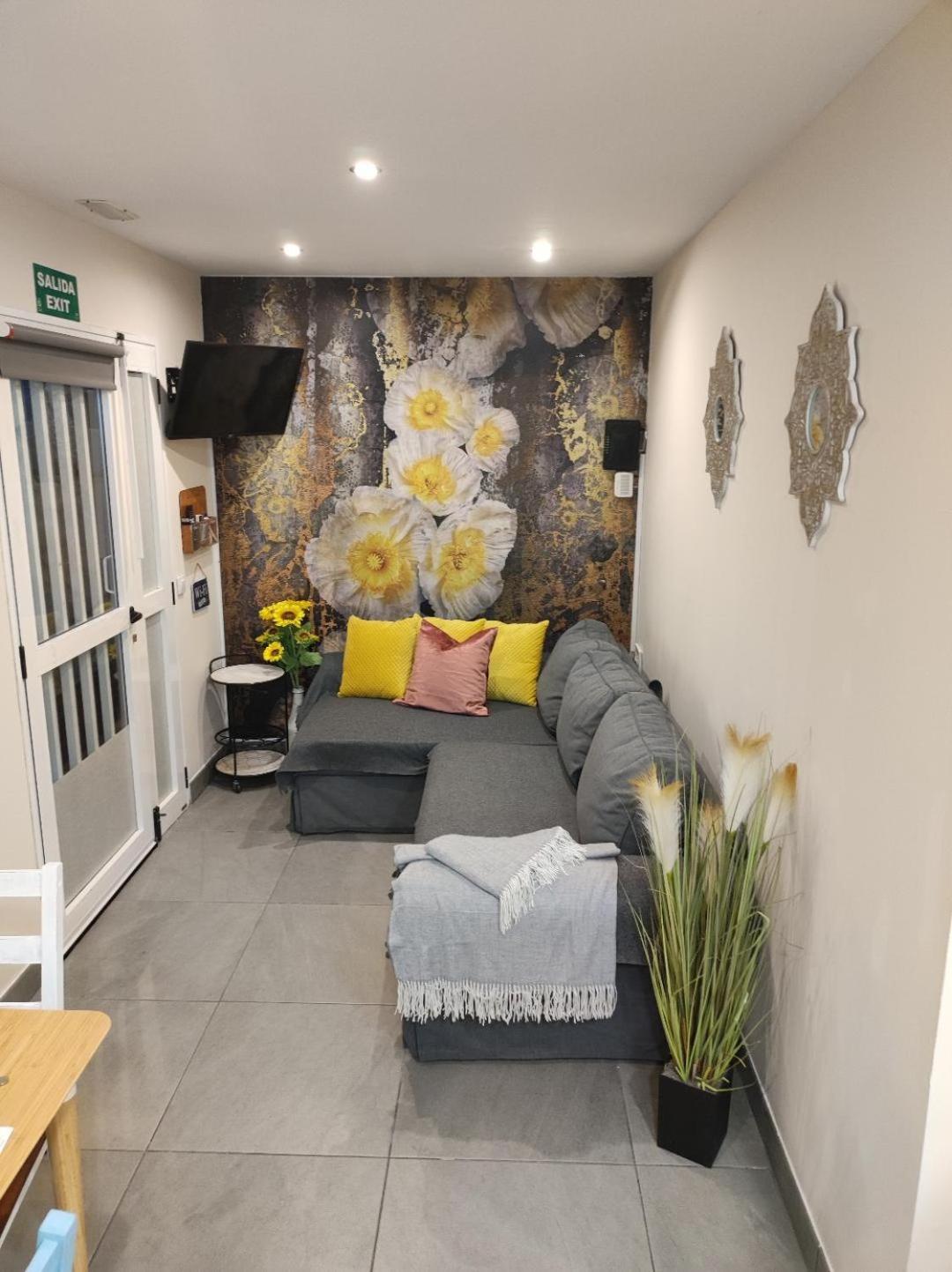 Center Flat Puerto Del Carmen Near The Beach Natural Elements Apartment Екстериор снимка